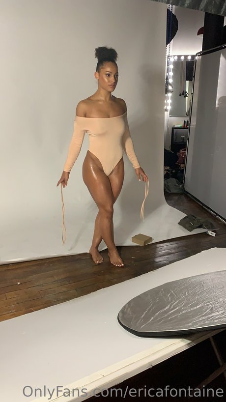 Erica Fontaine ヌードモデル 画像