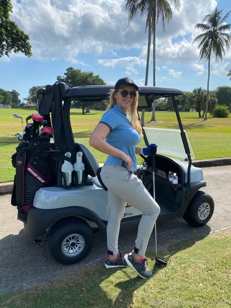 主観視点のアジア人OnlyFans 可愛い 写真