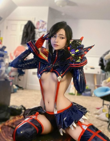 大きなお尻のマンコOnlyFans アートヌード 画像