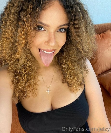 ティーンシーメールOnlyFans 無料ポルノ 写真