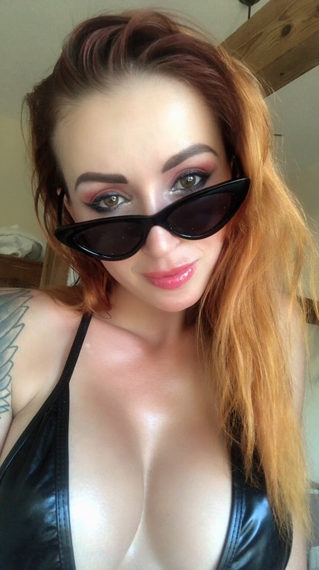 女装オンリーファン HD 写真