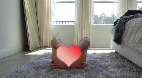 OnlyFansについて話す セクシーxxx 写真