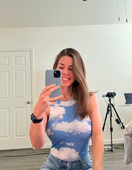 Kateelife 素敵なモデル ギャラリー