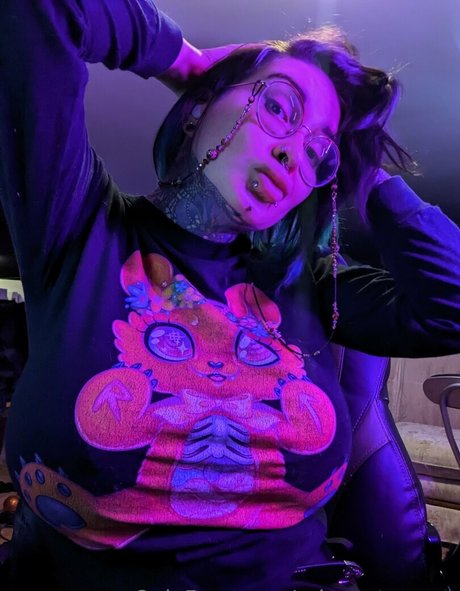 DMV オンリーファン ホットxxx 画像