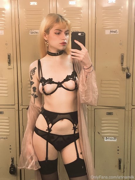 アーミーガールズオンリーファン ホット ギャラリー