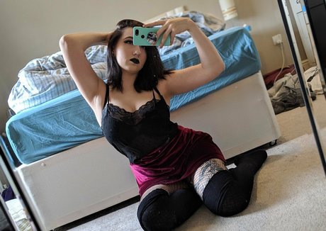 Hellcathhh セックスポルノスター ギャラリー