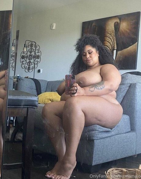 bigmamajo セクシーなスター 画像