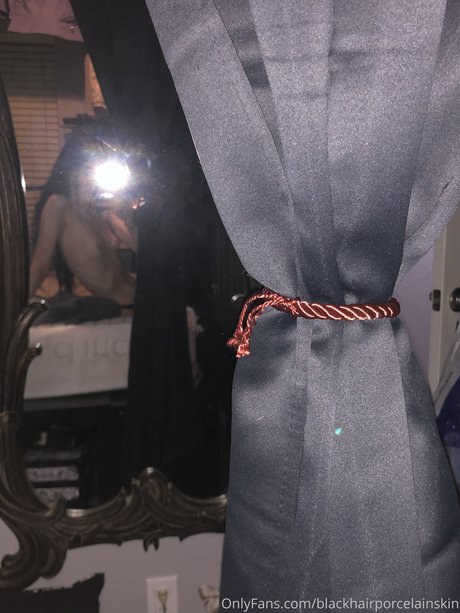 Dallee エロティック女優 ギャラリー