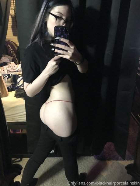 ハードコアBDSM OnlyFans ヌード 画像