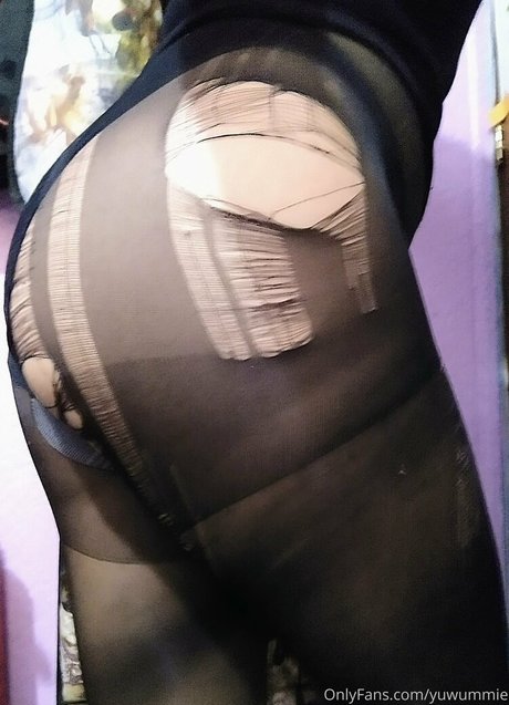 ビキニストリップOnlyFans ホットポルノ 画像