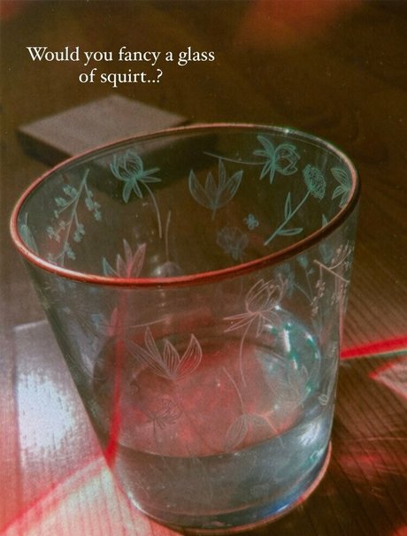 ビキニストリップOnlyFans セクシーヌード 写真