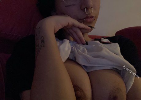 ゲイランジェリーOnlyFans ポルノ 画像