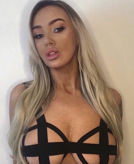 Kylie Tate セックスモデル 画像