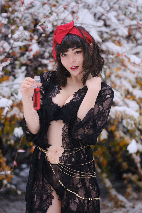 寝取られ異人種間OnlyFans ホットヌード 画像