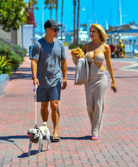 アジア人フィンドムOnlyFans ポルノグラフィック アーカイブ