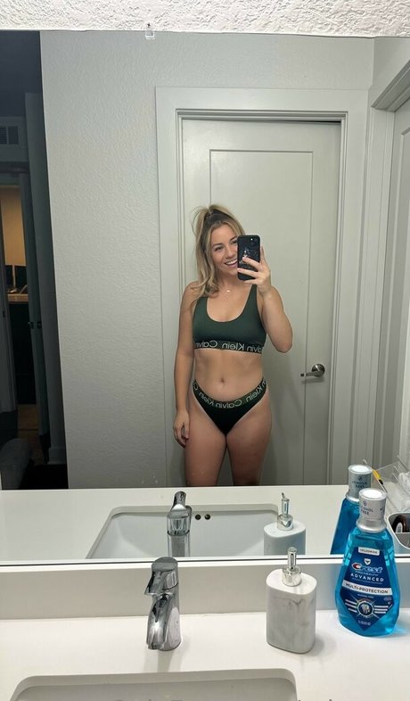 大きな黒い猫OnlyFans 美しいxxx 画像