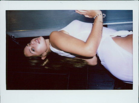 Maibela 素敵な女優 写真