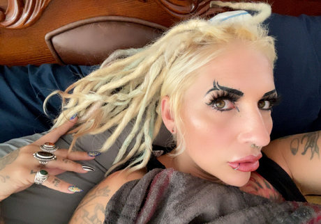 エボニーフィットネスOnlyFans ポルノ 写真