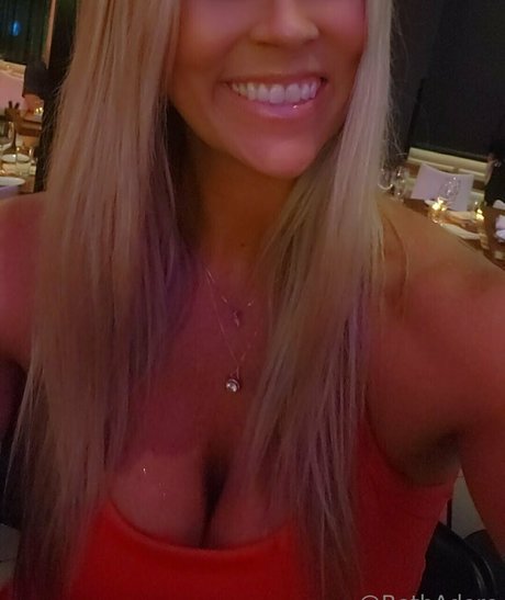 BethAdore アートモデル 写真