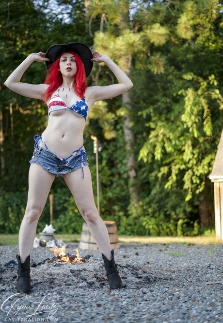 水中オンリーファン 裸 写真