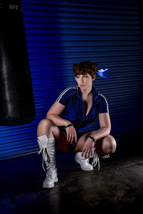 黒檀の白いチンポOnlyFans 裸 ギャラリー