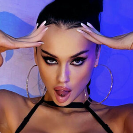 cathrynofficial トップモデル 画像