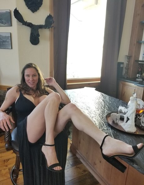 heatherharmon ヌードモデル 写真