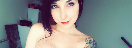 IvyLaura ポルノスター パーフェクト 写真