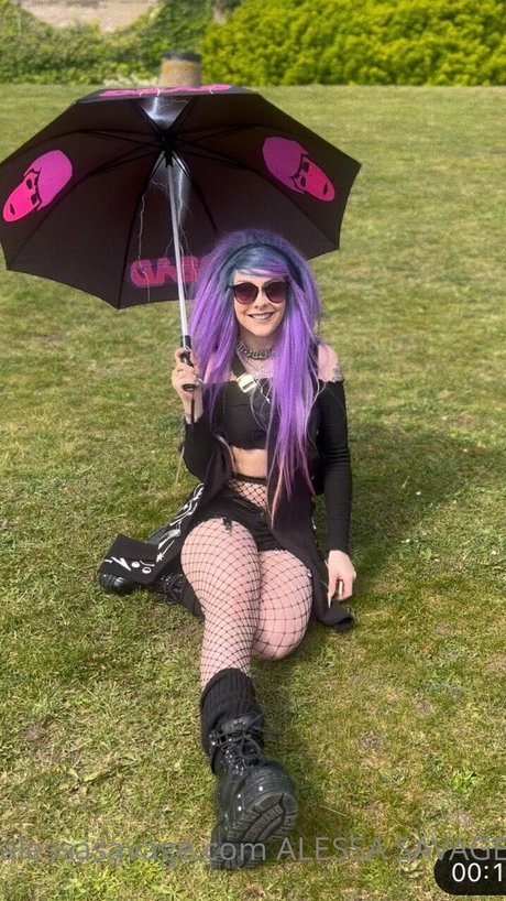 Alessa Savage ヌード女優 画像