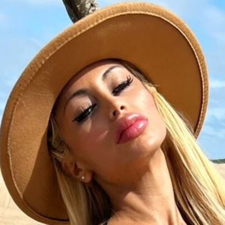 Maria Florencia Chilo セクシーなスター 画像