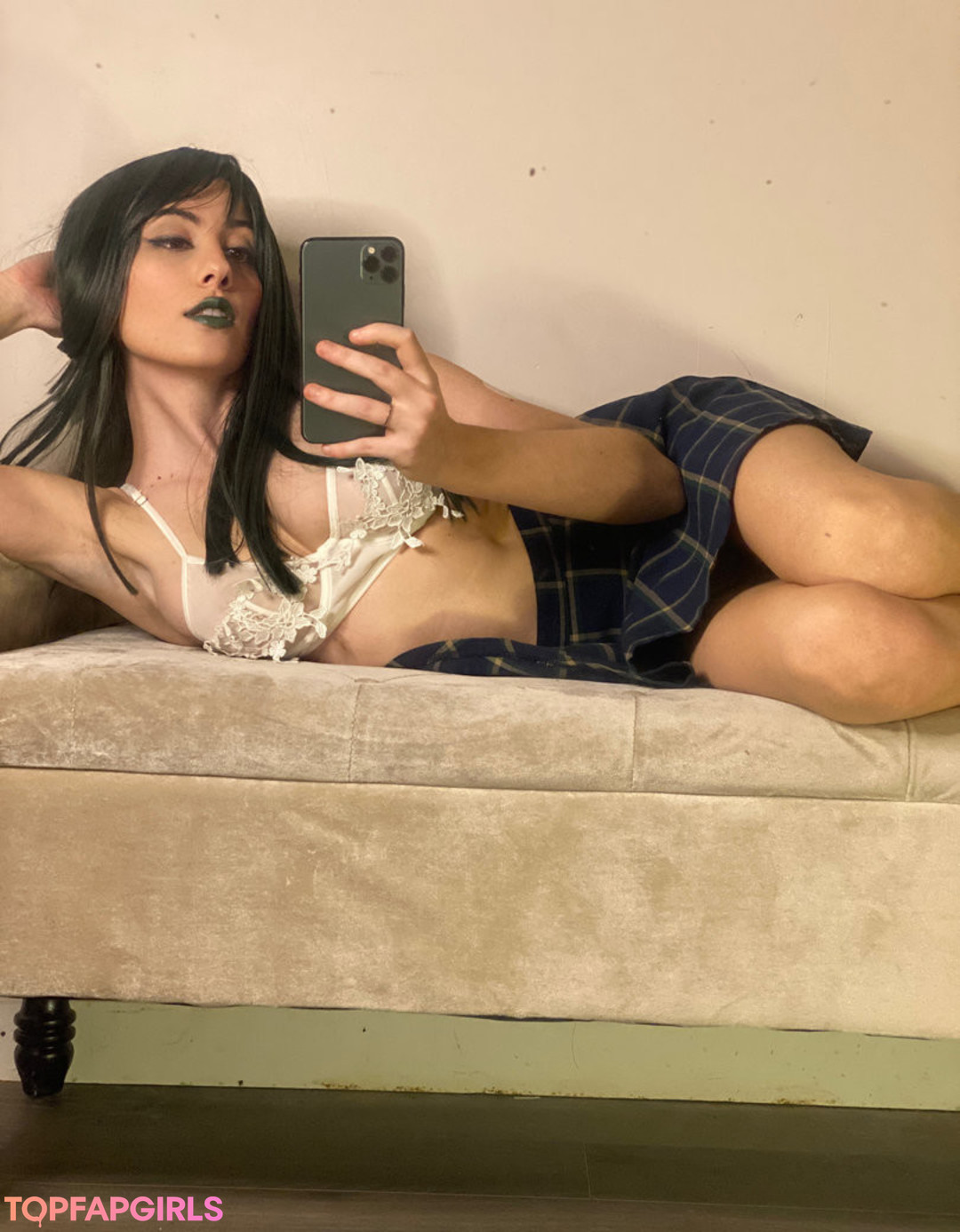 細身の巨乳OnlyFans ホットヌード 写真