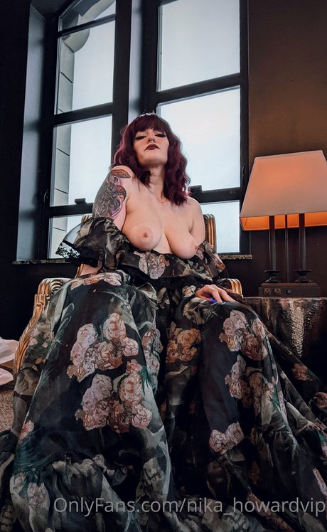 Nika Howard 最高のスター 写真