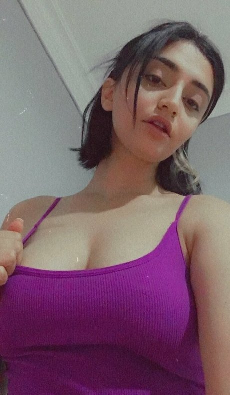 The Celine Cinnamon top profile image