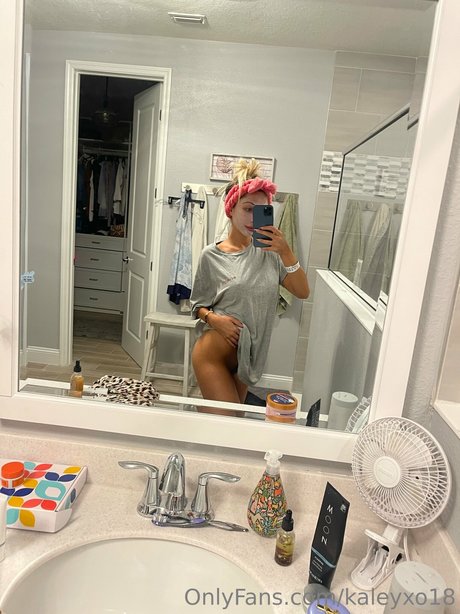 ニューハーフ ドミナトリックス OnlyFans ホット 写真