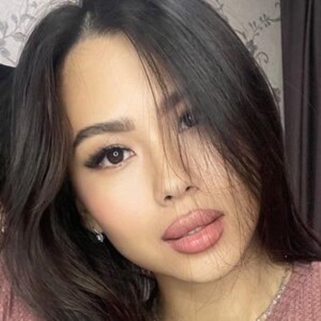 sweet lina lee ポルノスター 写真