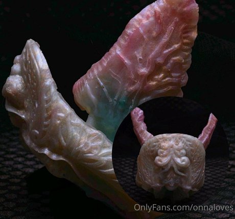 onnaloves 素敵なモデル 写真