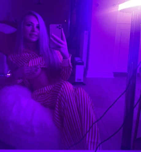 britishsquirt トップ女優 ギャラリー