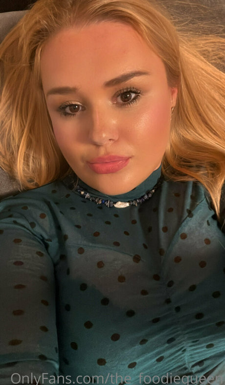 the foodiequeen ホットなポルノスター 画像