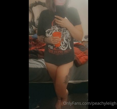 裸の看護師OnlyFans セクシー裸 写真