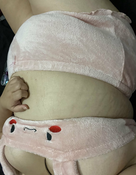 fuzzycolors ヌードモデル 画像