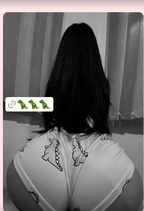 Claireagal 裸のポルノスター 写真