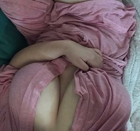 Rosaline Magdalene top profile image