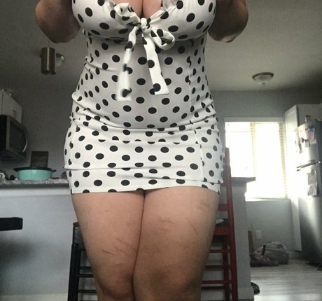 Rosaline Magdalene ポルノスター 素敵 写真