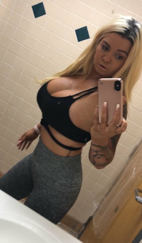 Tiffany White エロティックモデル ギャラリー