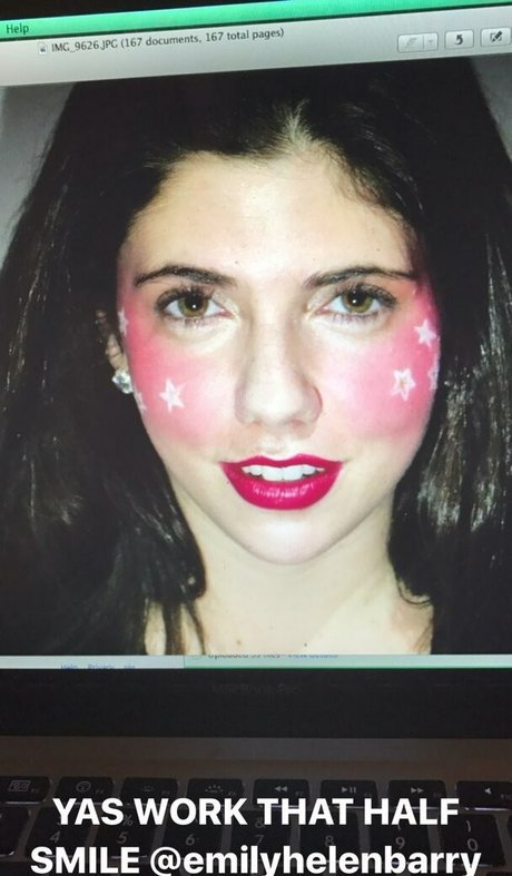 ナイロン足 OnlyFans ヌード 写真