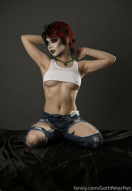 lynzzieleggat アートモデル 画像