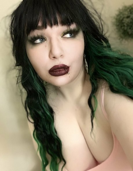 lexxiblakkfree セックス女優 写真