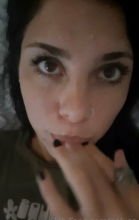 美しい足 OnlyFans ホット 写真