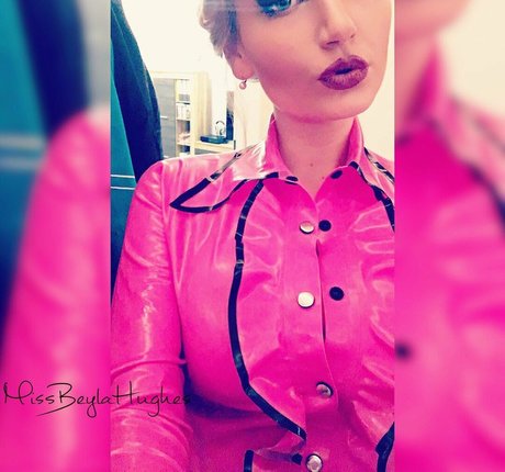 Beyla Hughes 高品質のスター 画像