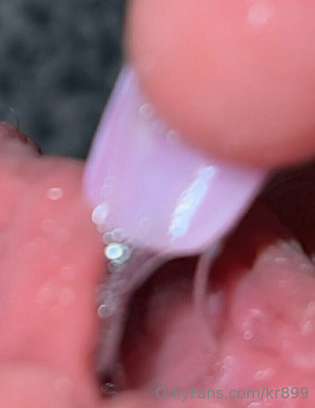 Katy Robertson スター 写真